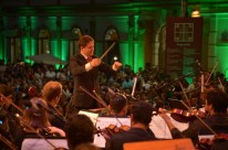Maestro Evandro Matt� rege espet�culos do 6� Festival Internacional Sesc de M�sica, em Pelotas