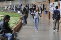 Mais da metade dos adultos brasileiros não chegam ao ensino médio, diz OCDE
