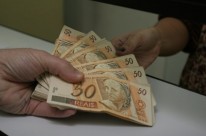 Governo prop�e sal�rio m�nimo de R$ 1.002 para 2019