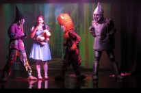 Teatro Z� Rodrigues apresenta sess�es de O m�gico de Oz nas tardes de s�bado