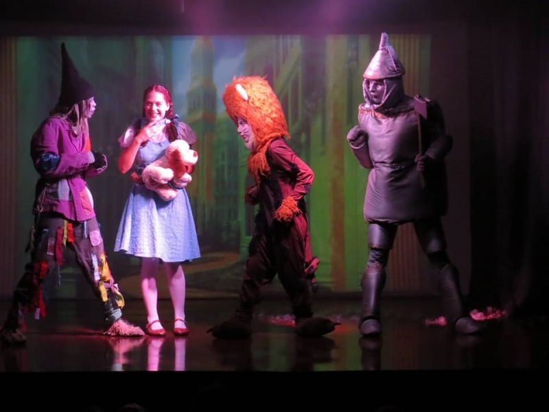 Teatro Z� Rodrigues apresenta sess�es de O m�gico de Oz nas tardes de s�bado