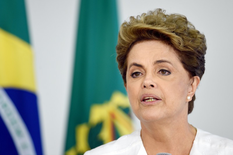 Dilma quer dedicar o dia à consolidação de seus votos amanhã