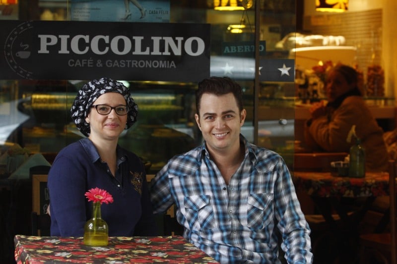 A ga�cha Juliana e o paulista Lattes abriram o Piccolino Caf�, no bairro Moinhos de Vento