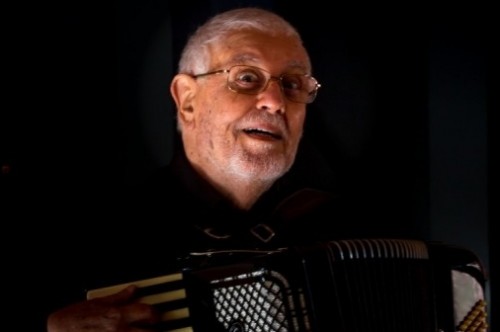 Maestro Tasso Bangel participa do projeto Natura Musical