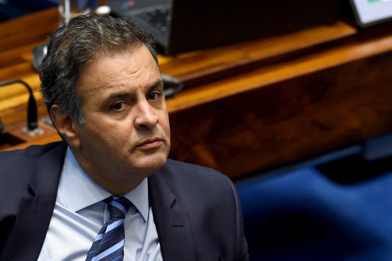 Aécio Neves deixou o cargo de senador por determinação do STF