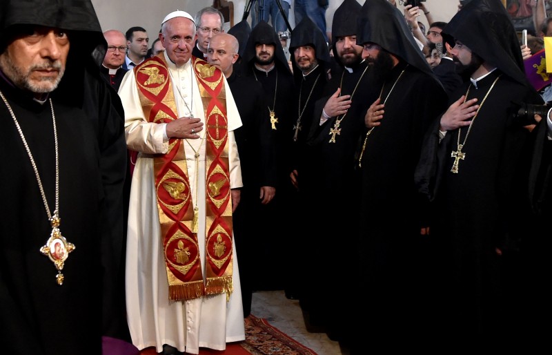 Papa Francisco em visita a Armênia, para uma visita de três dias ao país cristão