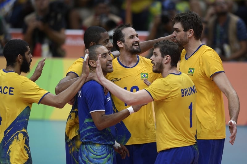 Brasil venceu a seleção da Itália por 3 sets a zero, em partida emocionante
