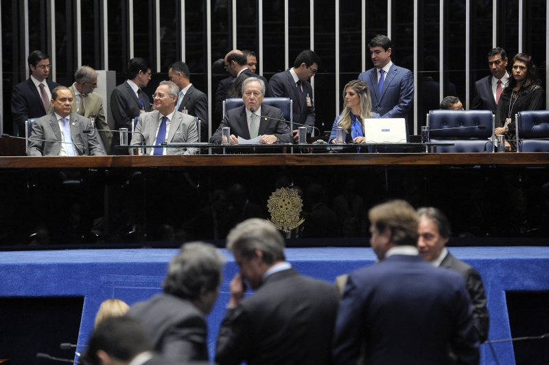 Lewandowski negou todos os 10 questionamentos apresentados por aliados de Dilma