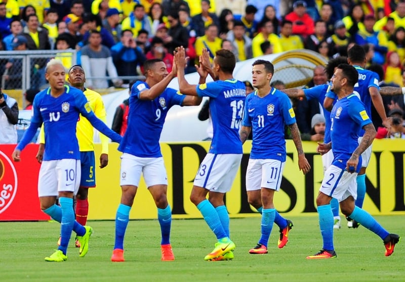 Brasileiros goleiam equatorianos e almejam conquistar a vaga direta à Copa do Mundo