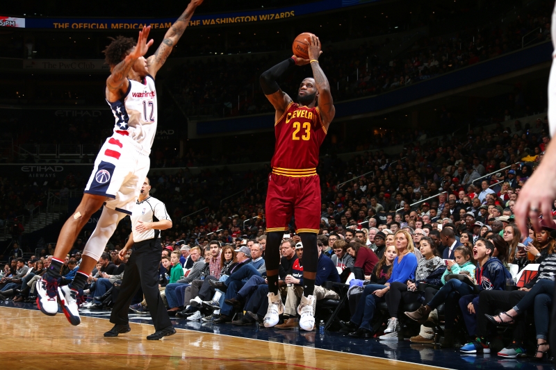 WASHINGTON, DC -  NOVEMBER 11: LeBron James #23 of the Cleveland Cavaliers shoots the ball during the game against the Washington Wizards on November 11, 2016 at Verizon Center in Washington, DC. NOTE TO USER: User expressly acknowledges and agrees that, by downloading and or using this Photograph, user is consenting to the terms and conditions of the Getty Images License Agreement. Mandatory Copyright Notice: Copyright 2016 NBAE   Ned Dishman/NBAE via Getty Images/AFP
      Caption