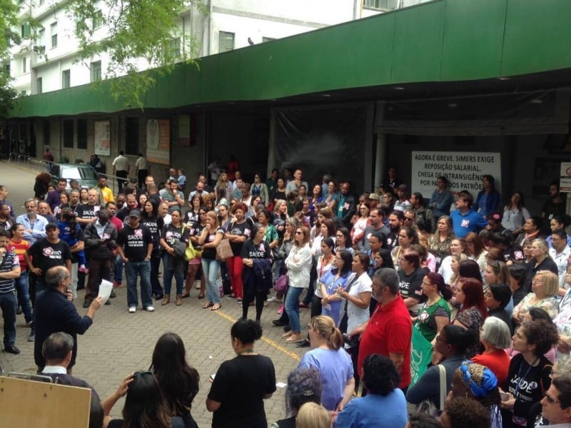 Assembleia dos trabalhadores de hospitais de Porto Alegre decide rumo do movimento por reajuste