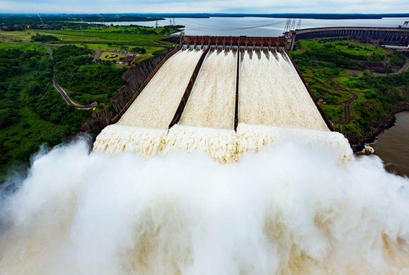 Até a quarta-feira, foram produzidos por Itaipu 70 milhões de megawatts 