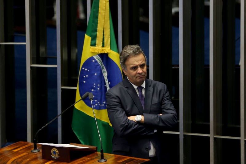 Brasília - Aécio Neves se defende das acusações de ter recebido propina da Odebretch em uma conta bancária em Nova Iorque (Wilson Dias/Agência Brasil)
