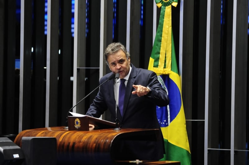 Plenário do Senado durante sessão deliberativa ordinária.
Em discurso, senador Aécio Neves (PSDB-MG) critica a reportagem da revista Veja.