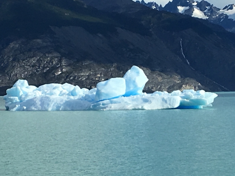 Beto Conte registrou belezas naturais como o iceberg do Glacial Uppsala no Lago argentino 