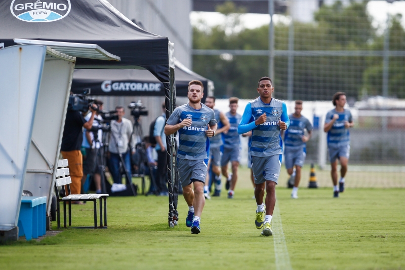 Grêmio realizou nesta terça-feira o último treino antes da viagem ao Paraguai para encarar o Guaraní