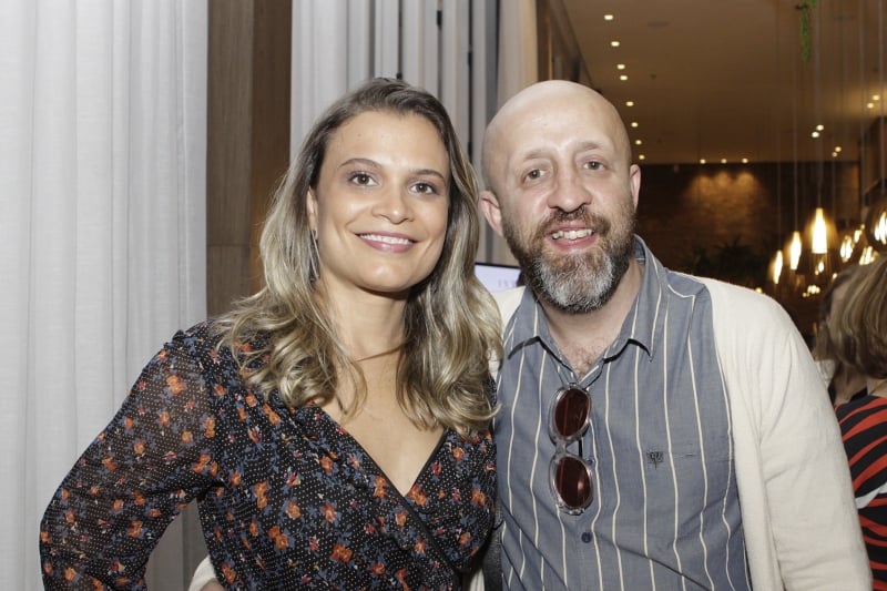Beatriz Reys e Fabrício Carpinejar vão participar do roteiro em 
Minas Gerais 