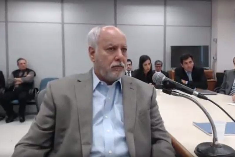 Ex-diretor de Serviços da Petrobras Renato Duque implicou o ex-presidente Lula em sua delação