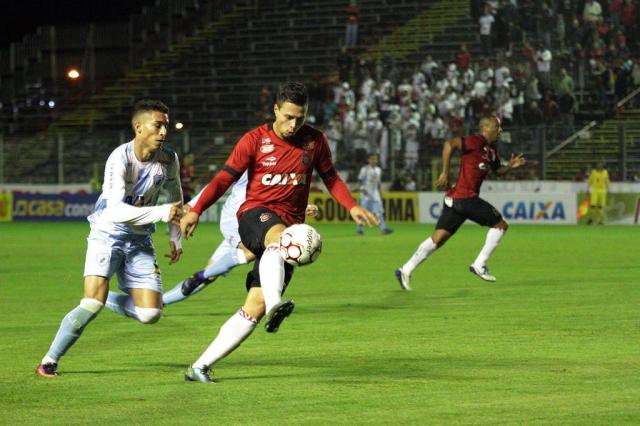Silva anotou o único gol do Xavante contra os paranaenses