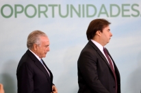 Temer fortalece Rodrigo Maia com trocas no governo