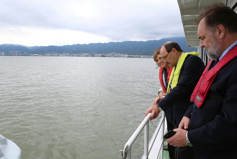 Hoje recuperado, lago Biwa recebia efluentes industriais, esgoto e agrot�xicos em d�cadas passadas