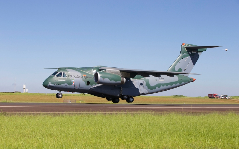  A produção do KC-390 marca o retorno dos altos investimentos da Embraer no mercado militar