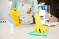 Lei dos empregados domésticos enfrenta desafios a sua plena implantação