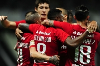 Inter vence Ceará no Castelão e continua na beira do G4 da Série B