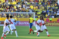Peru surpreende Equador em Quito e vence a terceira seguida nas Eliminat�rias