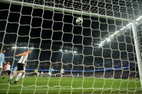 Manchester City bate Shakhtar Donetsk e lidera grupo; Napoli faz 3 no Feyenoord