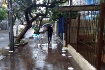 Porto Alegre amanhece sem recolhimento de lixo org�nico