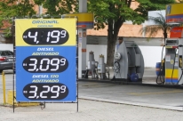 Petrobras anuncia reajuste de 1,9% para a gasolina e 2,3% para o diesel