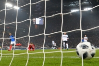 Alemanha marca no final e arranca empate com a França por 2 a 2 em amistoso