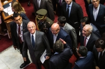 Presidente do Peru defende sua inoc�ncia diante do Congresso