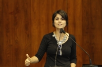 PCdoB faz 'vaquinha online' para bancar pr�-campanha de Manuela D'�vila