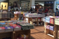 Feira de livro para pequenos � atra��o no Canoas Shopping
