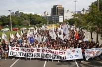 Multa por bloquear tr�nsito em manifesta��es pode custar R$ 400 mil  