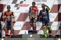  Dovizioso supera M�rquez e Rossi e vence prova de abertura da MotoGP de 2018