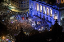 Ato por Marielle reúne milhares no centro do Rio