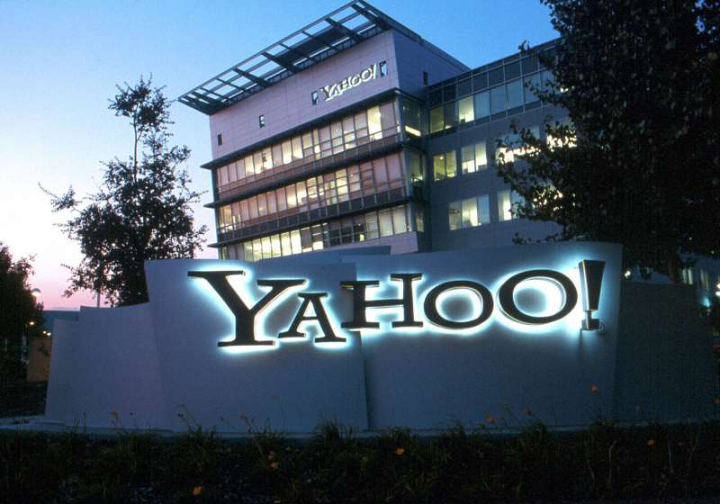 (FILES) THIS HANDOUT PHOTO RECEIVED 04 MAY 2004 SHOWS YAHOO! CORPORATE HEADQUARTERS IN SUNNYVALE, CALIFORNIA.THE INTERNET GIANT YAHOO HAS ASKED A US COURT TO DISMISS A LAWSUIT IT CALLED 