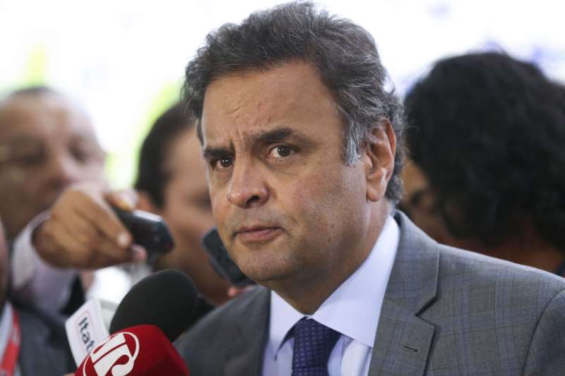 Senador do PSDB disse, por nota, que 'prorroga��o do prazo � rotina'