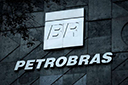 Petrobras abre inscrições para 954 vagas com salários de até R$ 9,7 mil